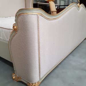 French LXV Curved bed