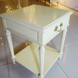 Traditional side table SPECIAL OFFER TA 063