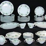 noritake-dining-service-daphne