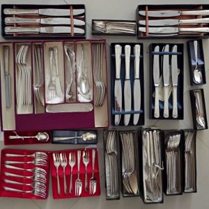 COMMUNITY PLATE dining cutlery (117 pcs)