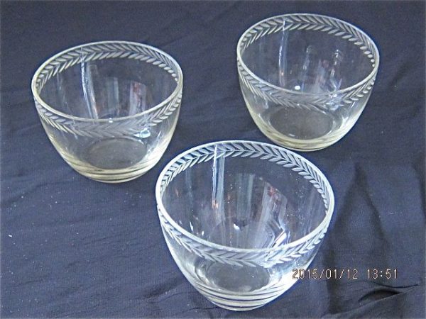 CRYSTAL FINGER BOWLS